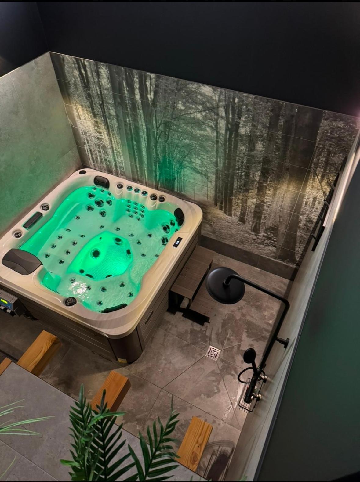 Dawna Mleczarnia Apartamenty Familijny 新鲁达 外观 照片